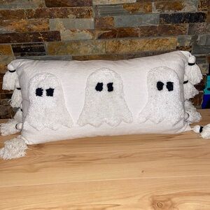 Sweet Street White Ghost Pillow with Tassels